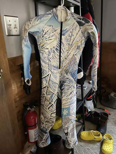 Kids 10/12 Used Spyder Ski Suit