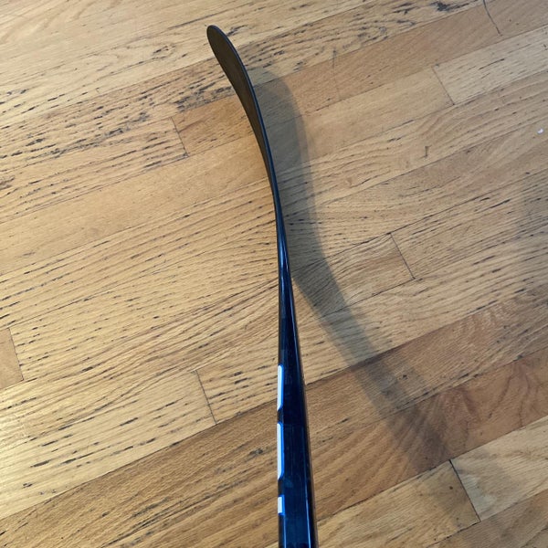 Senior Right Handed Nexus Geo Toe Pattern Hockey Stick - 77 Flex, P28
