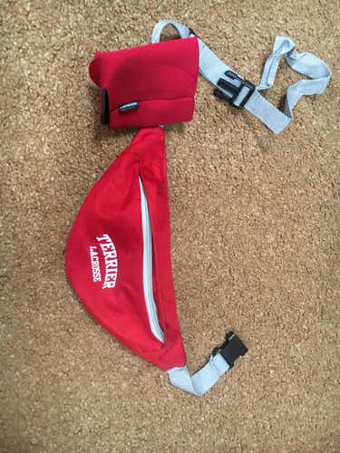 RARE Boston University Terriers Lacrosse Fanny Pack Hip Bag !!
