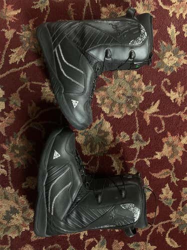 Men's Size 10 K2 Snowboard Boots