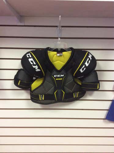Junior Large CCM Tacks 3092 Shoulder Pads