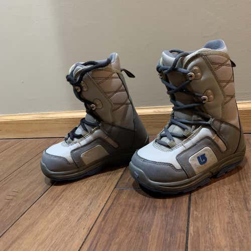 Youth Burton Snowboard Boots - Size 3