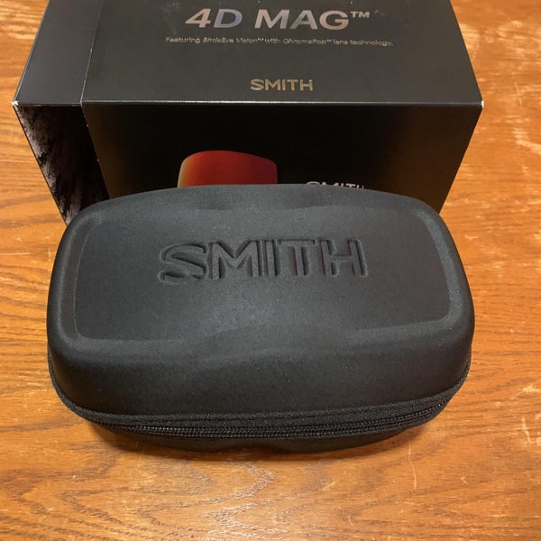 New White Smith 4D Mag Ski Goggles