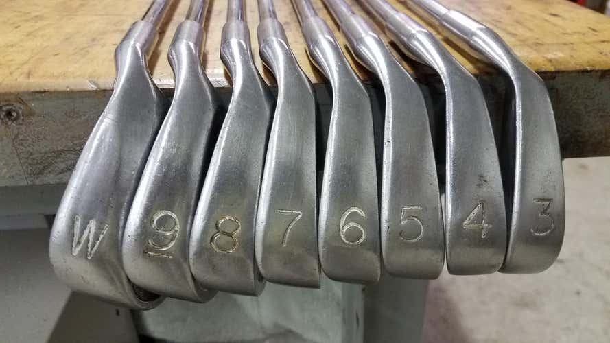 Used Men's Ping Right Handed Eye Iron Set Regular Flex Steel Shaft
