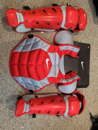 New Nike Catcher's Set Red Gray Adult 16”