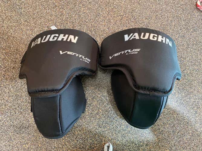 Vaughn Junior Goalie Knee Pads