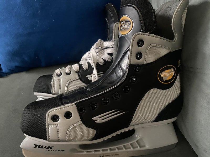 Used Senior Bauer Vapor 3.0 Hockey Skates Regular Width Pro Stock Size 10