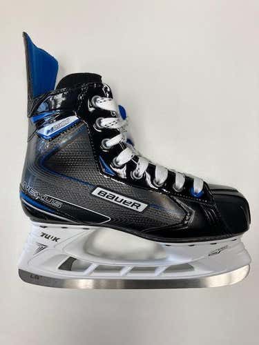 New Junior Bauer Nexus N2900 Hockey Skates Extra Wide Width Size 4