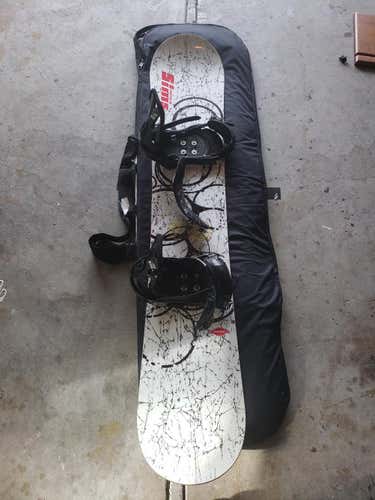 Used Sims Protocol 163 Snowboard All Mountain w/Burton Bindings Medium Flex True Twin and padded bag