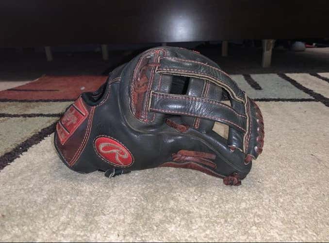 High School/College  Heart of the Hide 11.75" Baseball Glove