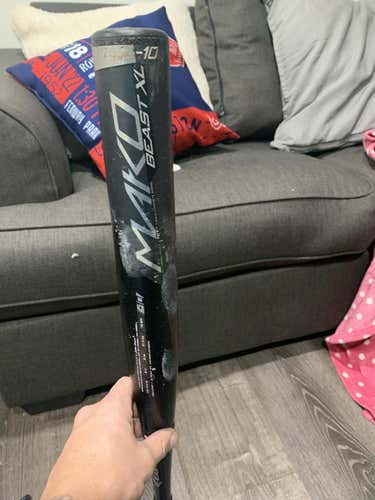 Used Kid Pitch (9YO-13YO) USSSA Certified 2017 Easton Composite 2017 Mako Beast Bat (-10) 21 oz 31"