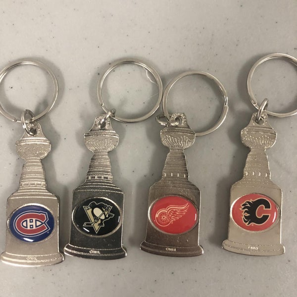 Stanley Cup Keychain Pittsburgh Penguins NHL Fan Apparel