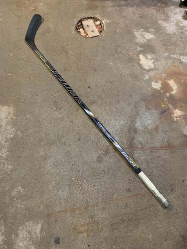 Bauer Senior Right Handed Supreme Pro Stock Hockey Stick 0056