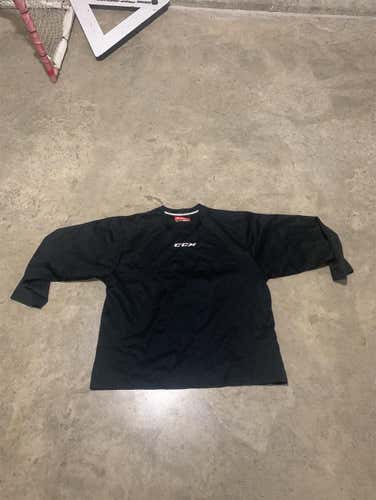 Black Adult XL CCM Jersey
