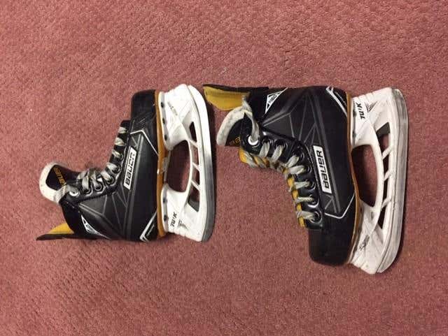 Used Junior Bauer Supreme S160 Hockey Skates Size 1.5