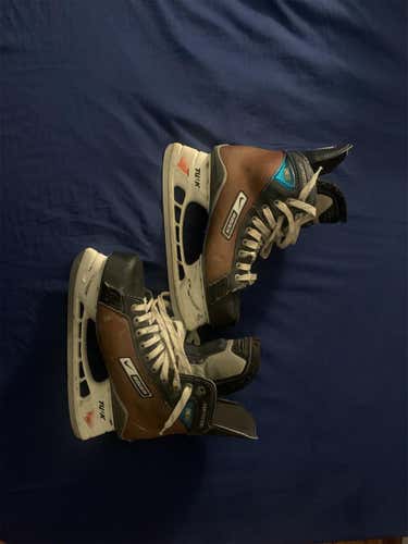 Bauer One90 Pro stock hockey skates