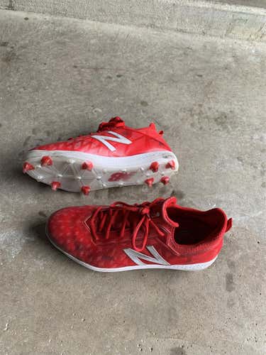 Red Men's Molded Cleats Low Cut