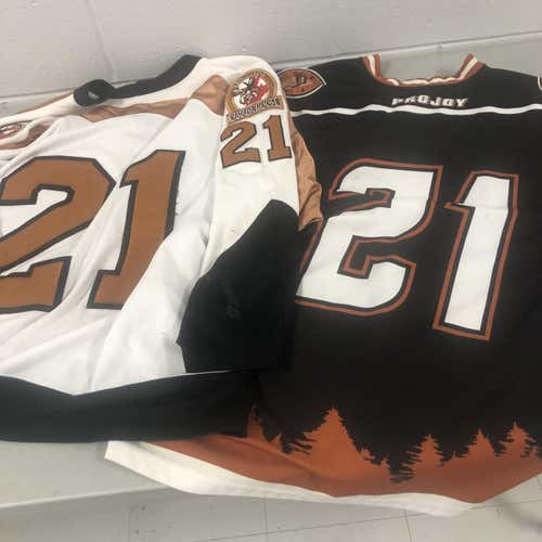 2 Adult XXL Other Pro Stock Jerseys