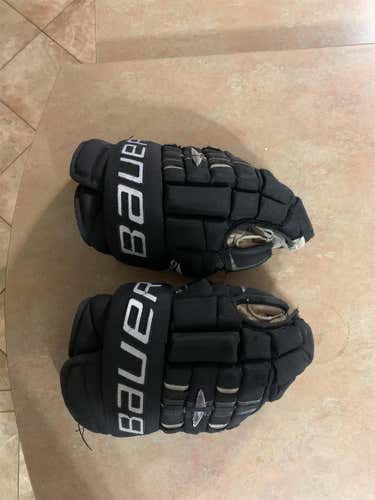 Black Senior Bauer 4 Roll 14"  Gloves