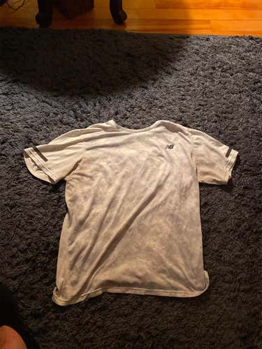 White Adult Large New Balance Shirt