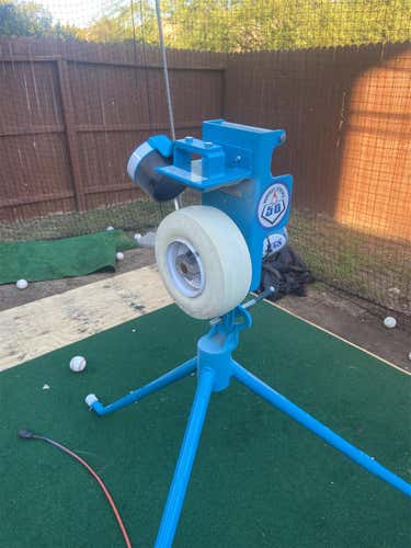 Used JUGS pitching Machine With New Pumped Up And Sanded Wheel