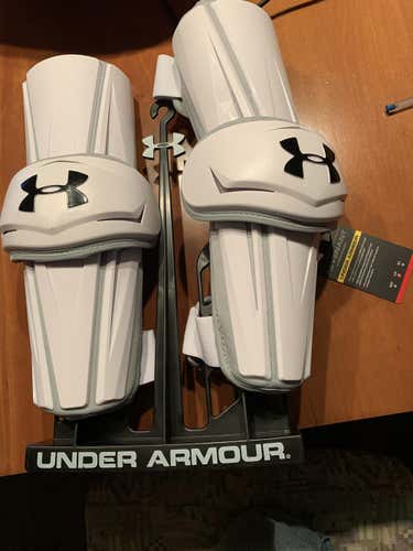 New Large Under Armour Arm Pads