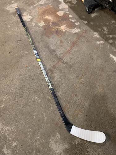 Senior Left Hand Supreme 2S  Hockey Stick 0068