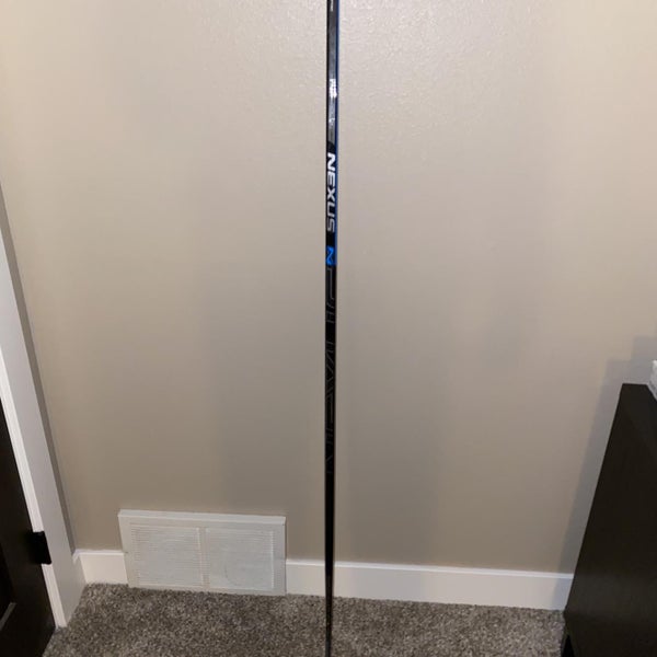 Senior Right Handed Team Nexus Mid Pattern Pro Stock Hockey Stick