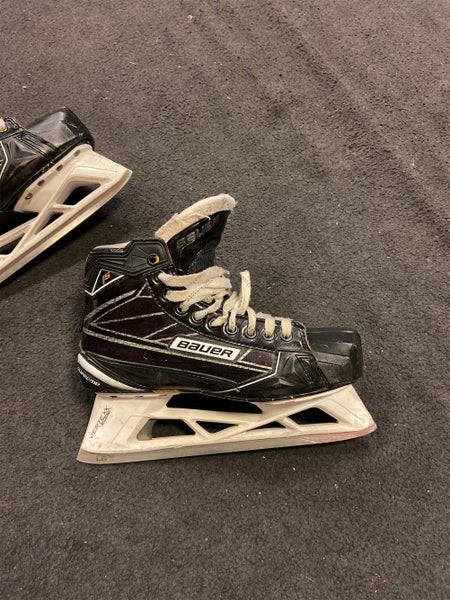 Senior Bauer Supreme 1S Regular Width Size 8 Hockey Goalie Skates