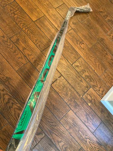 Green Bauer Flylite Vapor ADV Seguin P92 67” Tall Pro Stock Hockey Stick