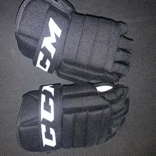 Black Youth CCM 10"  Gloves