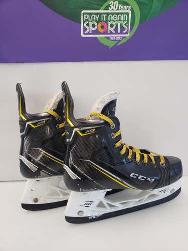 Used Junior CCM Super Tacks AS1 Hockey Skates Regular Width Size 5.5
