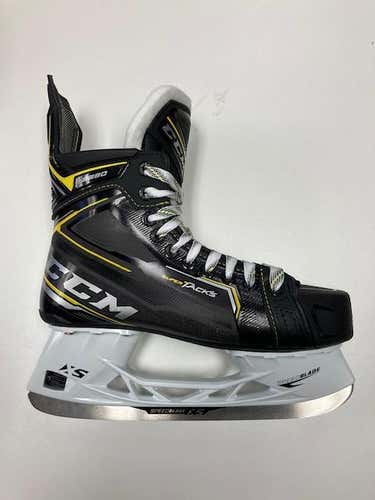 New Junior CCM Super Tacks 9380 Hockey Skates Regular Width Size 3