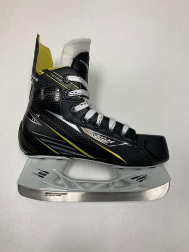 Youth New CCM Tacks 4092 Hockey Skates Regular Width Size 13.5