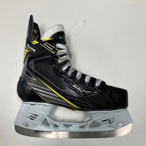 Junior New CCM Tacks 4092 Hockey Skates Regular Width Size 3