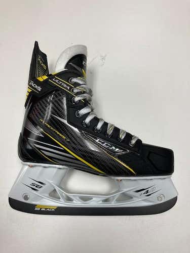 New Senior CCM Ultra Tacks Hockey Skates Regular Width Size 6