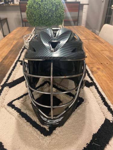 Black Adult Player's Cascade R Helmet