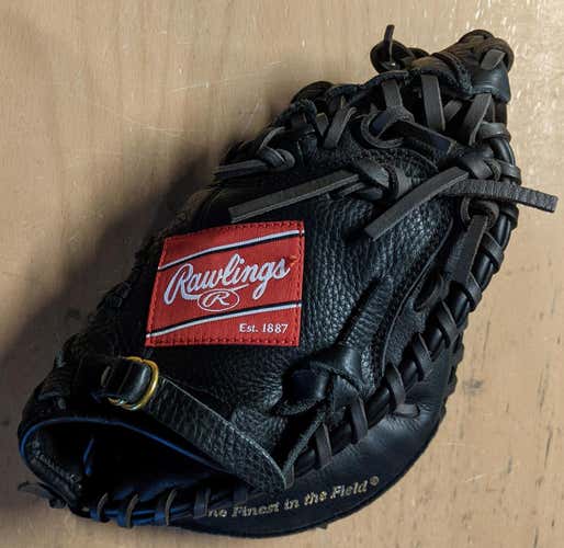 Used Kid Pitch (9YO-13YO) Rawlings Right Hand Throw H315CMB Catcher's Glove 31.5"