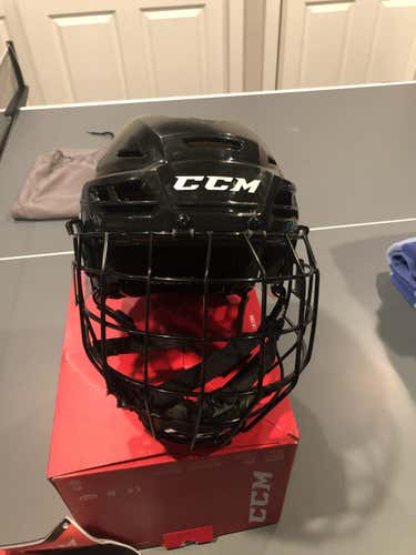 Black New Medium CCM TACKS 310 HELMET Helmet