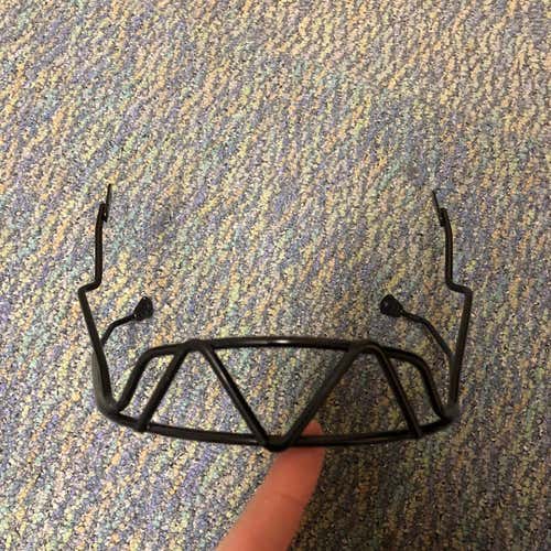 Black SHRED chin bar. Slightly Used