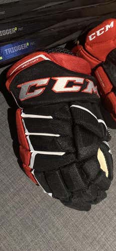 Black Senior CCM JetSpeed FT390 13"  Gloves
