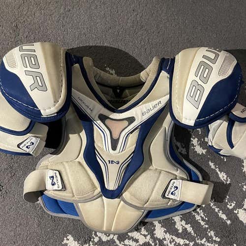 Senior Small Bauer Nexus 1N  Shoulder Pads