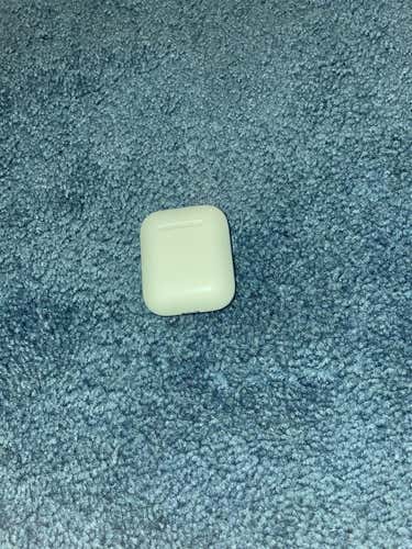 Apple AirPods Good Condition