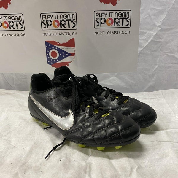 Used Nike Senior 5 Running Shoes