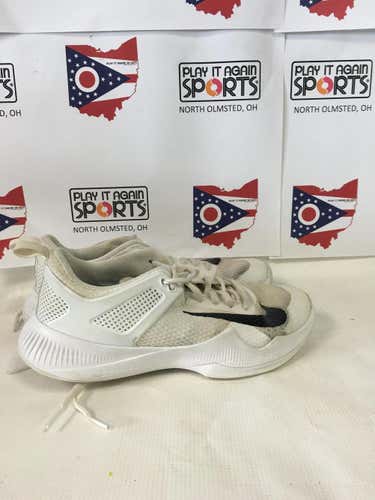 Used Nike Senior 8.5 Volleyball Shoes
