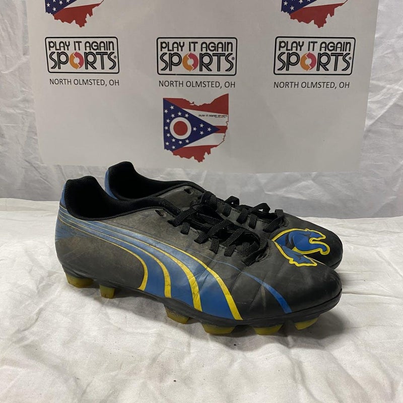 Used Puma Senior 5 Cleat Soccer Shoes