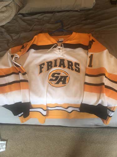 White Saint Anthony’s Friars XL jersey
