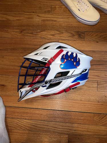 White Adult Player's Cascade S Helmet