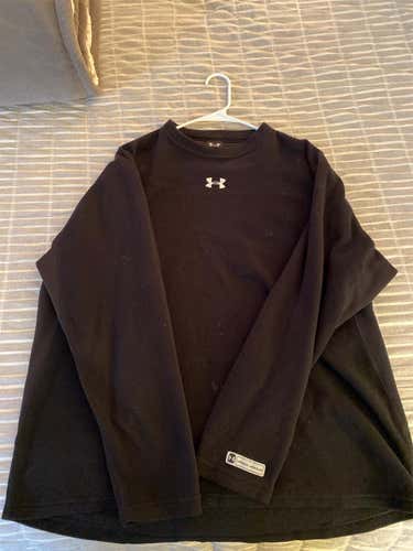 Black Adult Large Under Armour Fleece