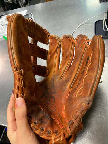 Brown Adult Outfield 125 Series 12.5" Baseball Glove